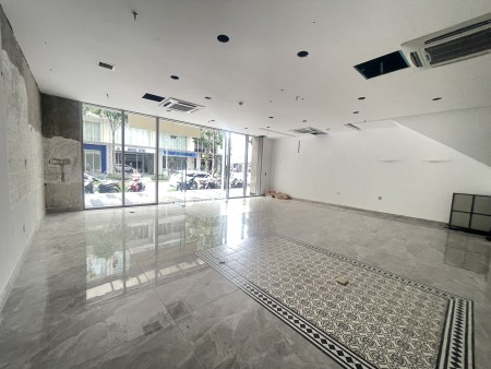 Cho thuê SH Sarina mặt tiền tầng trệt khối đế giá 1600$