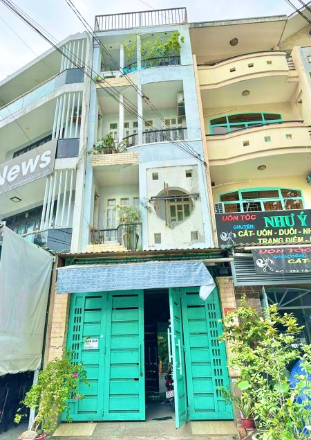 Nhà mặt tiền Tạ Quang Bửu 25m, vỉa hè rộng 8m