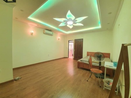 Bán nhà 5 tầng mới xây, Hồ Tùng Mậu, Bắc Từ Liêm, ngõ thông, 38m2, nhỉnh 6tỷ