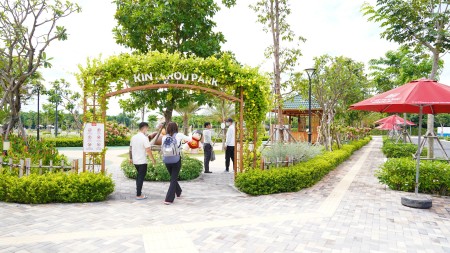 Đi đến slide 2