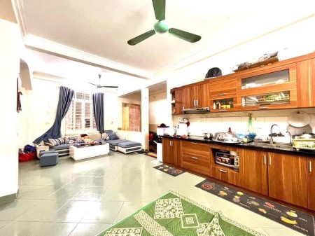 Bán nhà 3 tầng 67tr/m2 trung tâm Hai Bà Trưng, ngõ thông