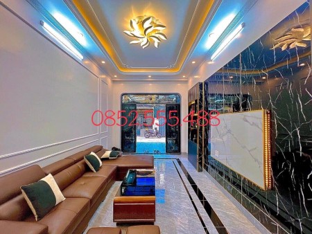 Bán nhà ngay phố Lạch Tray dt 72m2, oto đỗ tại nhà nhỉnh hơn 3 tỷ