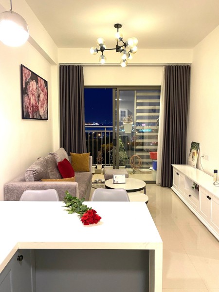 Bán nhanh căn 2pn giá tốt 4 tỷ full nội thất, 75m2 tại The Sun Avenue 28 Mai Chí Thọ