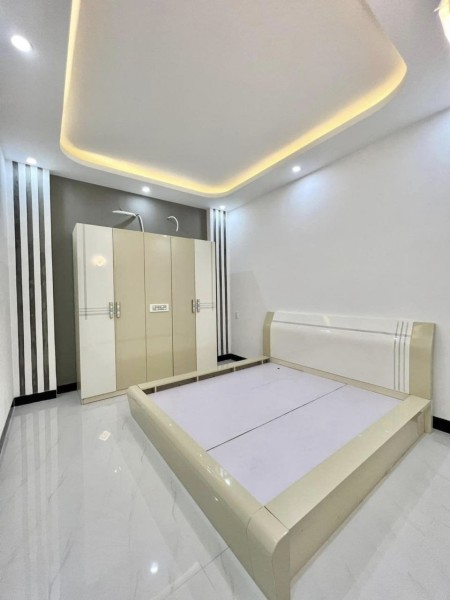NHÀ ĐƯỜNG LỚN - CẠNH ĐH KINH TẾ Đ.NGUYỄN DUY, P3, BÌNH THẠNH 60m2 bán gấp hơn 1tỷ