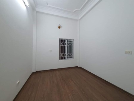 Cực rẻ!!! Nhà lê Quang Đạo - Nan Từ Liêm, một nhà ra ô tô, giá 3.5 tỷ