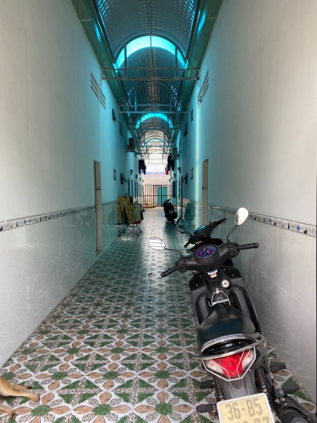 Cần bán gấp dãy trọ đôi đang kinh doanh 20 triệu và lô đất rộng 150m², full thổ cư