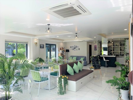 Cho thuê mặt bằng tầng trệt căn góc công viên nhà phố làm cafe, spa, nail ngay Phú Mỹ Hưng, quận 7