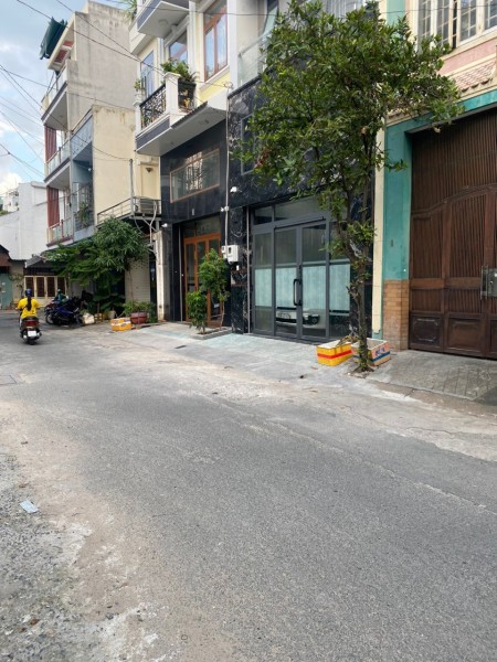 Đi đến slide 4
