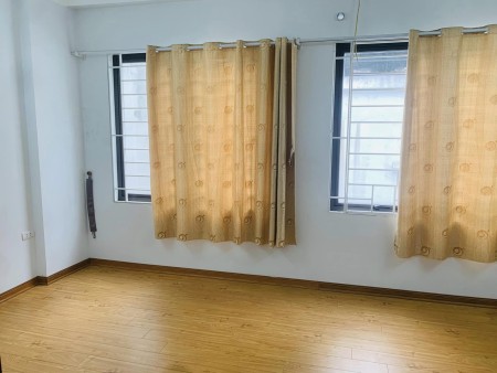 Bán nhà Văn Chương, Đống Đa, 35m2 5 tầng, 3 tỷ, lô góc, dọn vào ở ngay