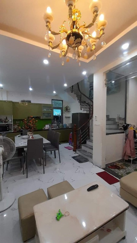 Bán nhà riêng Hoàng Như Tiếp, Long Biên, Hà Nội, DT 44m², nhỉnh giá 6 tỷ