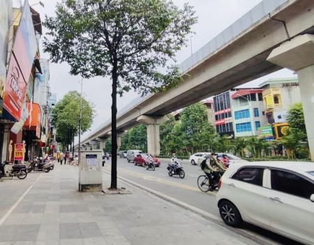 Bán nhà mặt phố Nguyễn Trãi 110m2, Thanh Xuân, vỉa hè rộng giá 29 tỷ