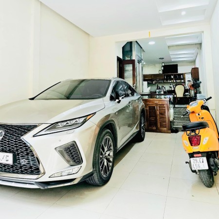 Bán nhà phân lô Hoàng Cầu 75m2, 6 tầng có thang máy, vỉa hè ô tô tránh, tặng nội thất 25.5 tỷ