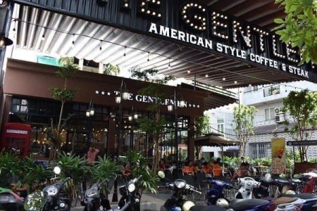 Cho thuê góc MTKD 608 Ba Tháng Hai, P.14, Quận 10 - DT 350m2