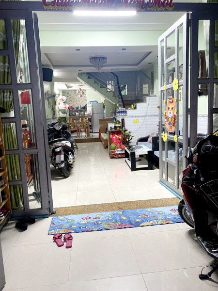 Bán nhà quận Bình Tân 56m2 - 2 tầng - Nhỉnh 3 tỷ