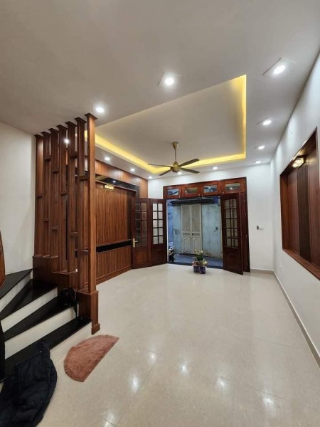 Bán nhà siêu phẩm Hai Bà Trưng - ngõ ô tô tránh - 5 ngủ rộng thoáng - mới cứng - ở cực sướng