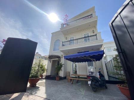 Đi đến slide 4