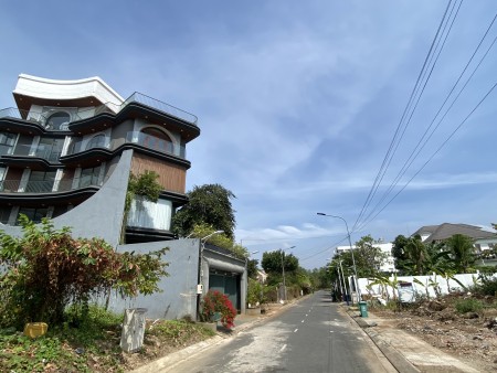 Đi đến slide 8