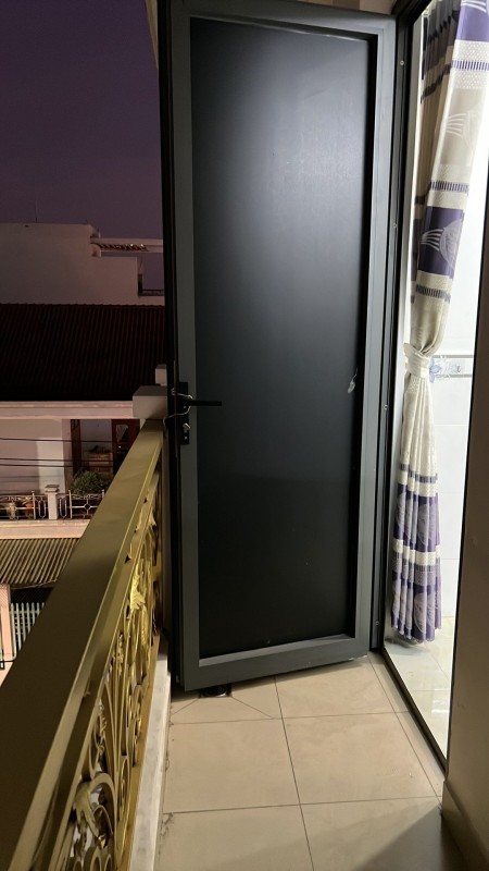 Cho thuê phòng ban công full nội thất tiện nghi 132 Mã Lò, Bình Trị Đông A giá từ 3tr5