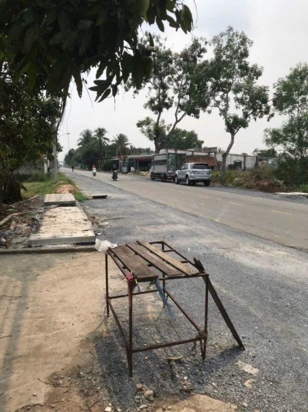 Cần bán lô đất 2MT 322m đường nhựa có thổ cư xã Thái Mỹ Củ Chi giá chỉ hơn 1 tỷ