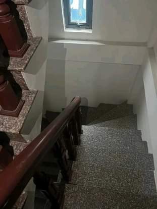 Hiếm, rẻ, bán nhà Hoa Lâm 32m, 4 tầng, có thêm 6m lưu không, giá 2.8 tỷ