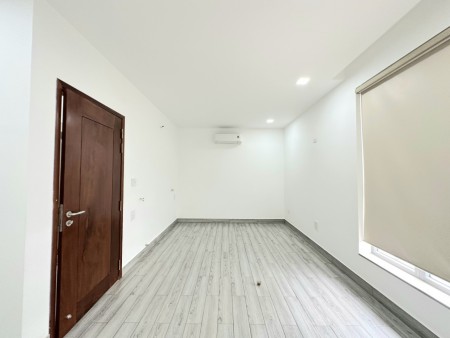 Cho thuê căn góc Mystery nhà mới diện tích lớn giá 140 triệu