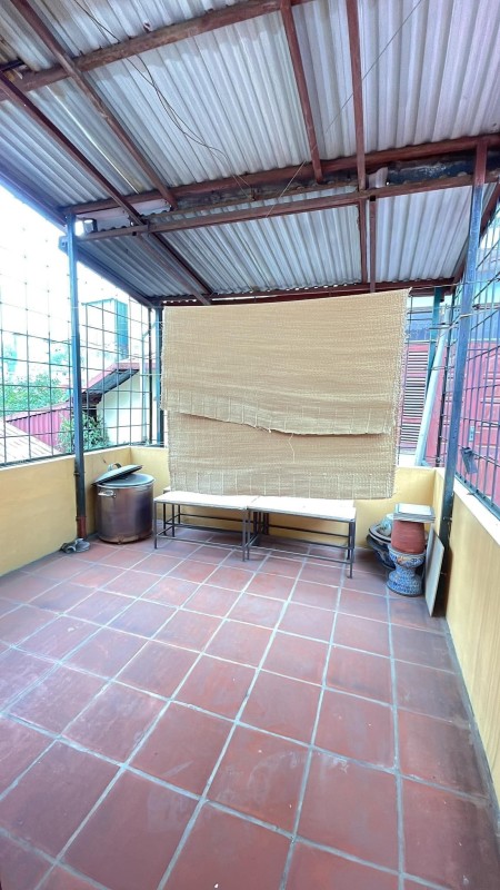 BÁN NHÀ-LÒ ĐÚC -HAI BÀ TRƯNG-NHÀ ĐẸP-NGÕ NÔNG-GẦN PHỐ-30MX4T-GIÁ3TY5(TL)