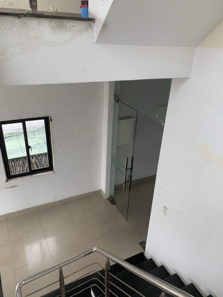 Cho thuê toà văn phòng tại Vĩnh Trung 100m2