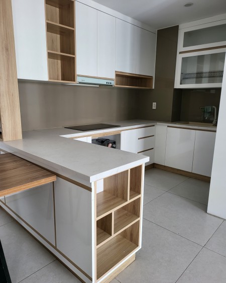 Cho thuê căn hộ 3PN Newcity view hồ bơi giá 20 triệu Net