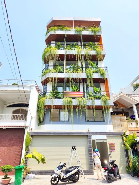 Bán toà căn hộ dịch vụ 133m2 7 tầng tại 28 đường số 10 Lý Phục Man quận 7