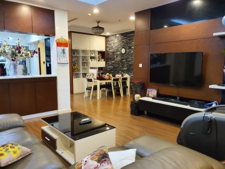 Chính chủ cắt lỗ căn hộ 3PN rộng 110 m2 full đồ đẹp Royal City giá 5,3 tỷ, LH: 0912 396 400 Miễn TG