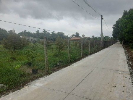 Đất Suối Đá Dương Minh Châu Tây Ninh DT 8x45m gía 100 triệu/ 1m ngang