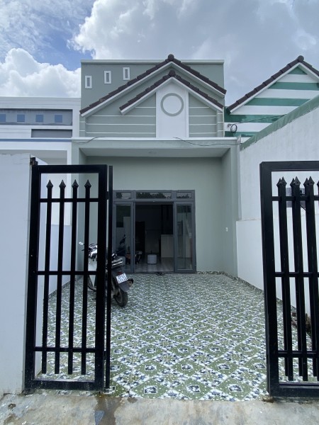 Bán gấp - Nhà mới xây 90m2 sổ riêng gần cây xăng Thạnh Phú - 1 tỷ 460 triệu