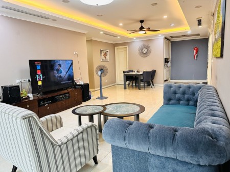 Bán chung cư 379 Đội Cấn chính chủ, 3PN, 180m² giá 7,8 tỷ