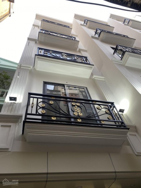 Bán nhà riêng đẹp nhất ngõ phố Xuân Thủy, 5 tầng, sổ siêu đẹp, chưa tới 6tỷ