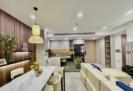 Căn hộ cao cấp 2 phòng ngủ cho thuê Thảo Điền Green, gần trường quốc tế BIS.
