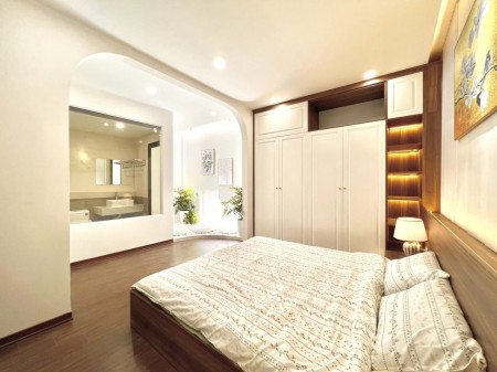 Cần bán nhà Phạm Ngọc Thạch, Đống Đa, 48m2, ô tô cách 20m, giá 3 tỷ 8 - 48 m2