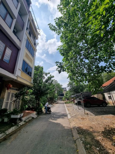 Bán nhà Mỹ Đình - Nam Từ Liêm. Thuộc khu phân lô, Ô tô vào nhà. 40m2x5T. Giá 8,5 tỷ