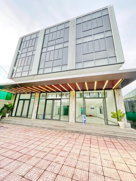 Chính chủ cho thue toà nhà 15x20m 330 Nguyễn Thị Thập Quận 7