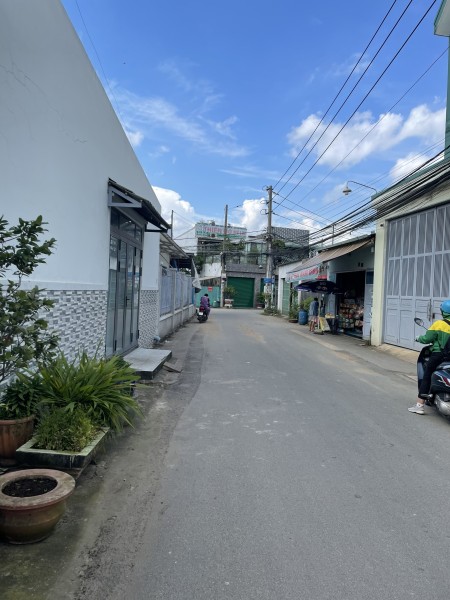 Bán gấp đất thổ cư rộng 100m2 cách trường đại học Đồng Nai chỉ 2km