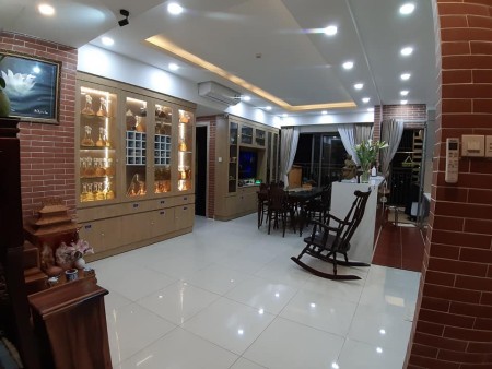 Cần bán gấp căn hộ 3PN DT 109m2 tại The Sun Avenue