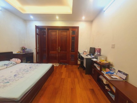 Bán nhà phố Nguyễn Văn Lộc – lk bộ công an, hạ tầng đồng bộ - vỉa hè rộng kinh doanh