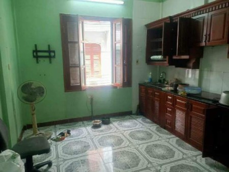Mặt phố kinh doanh, gần trường ĐH, Văn Quán, Hà Đông, DT 40m2*4t, MT 3.6m.