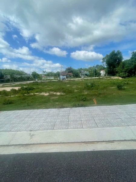 Vỡ nợ giảm giá mạnh miếng đất thổ cư 80m 1 sẹc đường Nguyễn Văn Khạ