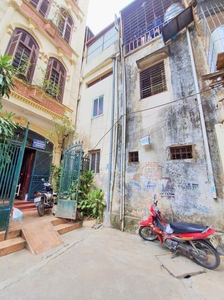 Hiếm! Nhà Lương Định Của, Đống Đa. Mặt ngõ to thông, kinh doanh, ô tô tránh, sổ riêng 40m hơn 4 tỷ