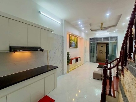 Bán nhà riêng Kim Giang - Ngõ VIP 282 - 4 tầng - Cách nhà ra ngõ ô tô - Chỉ 3.1 tỷ