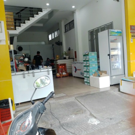 Cần sang nhà mặt tiền đường Phạm Văn Bạch, phường 12, quận Gò Vấp.
