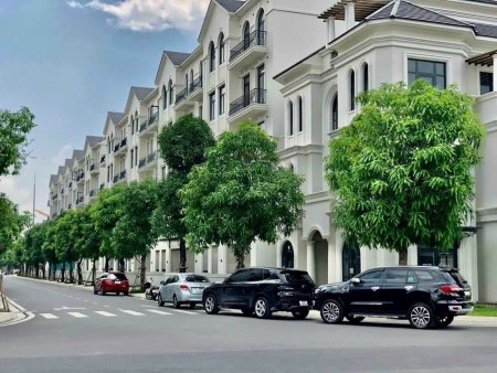 Bán nhà phố vinhomes grand park - chủ bán gấp - dtđ: 144 m2 (8x18)-dtxd: 498m2