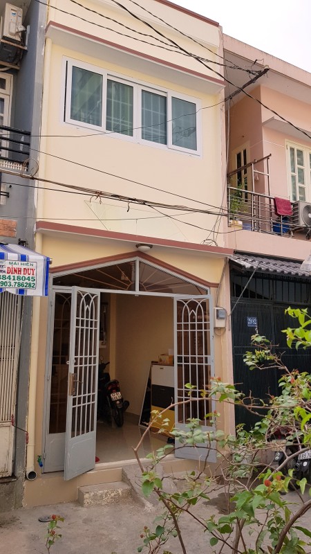 Chính chủ cho thuê nhà nguyên căn, 2 tầng, 2PN, 3WC giá rẽ P6 Bình Thạnh