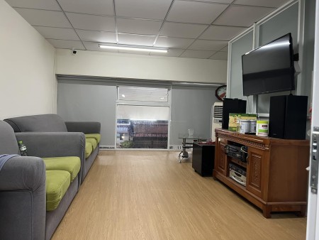 Bán nhanh nhà mặt tiền tại Thủ Đức giá chỉ 9 tỷ 7
