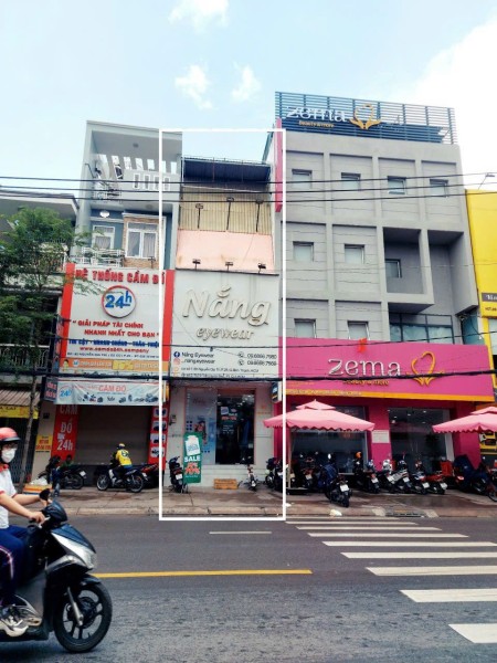 Cho thuê mặt bằng nhà mặt tiền Nguyễn Gia Trí ( D2 ) - Quận Bình Thạnh - Diện tích 90m2